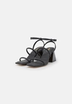 Aldo MIRAN PILLOW WALK - Riemensandalette - Black -Aldo Verkaufsgeschäft 26e870716a4c4591ac4c0e0a8e508422