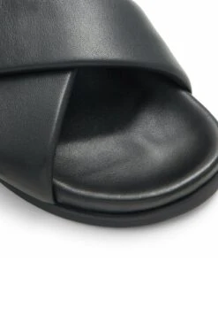 Aldo QUEILES - Pantolette Flach - Black -Aldo Verkaufsgeschäft 33c5c1e5e9984c309d4f1aeda32e2667