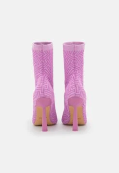 Aldo VARSAVAS FLOAM - Stiefelette - Bright Purple 9 Aldo VARSAVAS FLOAM - Stiefelette - Bright Purple -Aldo Verkaufsgeschäft 80dea564df8340328263e18f69e2e1e7