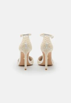 Aldo High Heel Pumps - White 9 Aldo High Heel Pumps - White -Aldo Verkaufsgeschäft 9151d395d81646169952fc7f69528e45