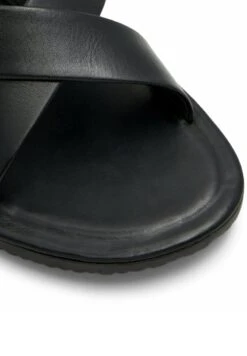 Aldo STRAPPY ZAHIR - Pantolette Flach - Black 10 Aldo STRAPPY ZAHIR - Pantolette Flach - Black -Aldo Verkaufsgeschäft 991d0246dc3748fb9031abfcf1d51fe7