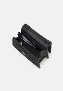 Aldo ASPYN - Handtasche - Black 8 Aldo ASPYN - Handtasche - Black -Aldo Verkaufsgeschäft 9fc1605c569c408682ba56f392560026