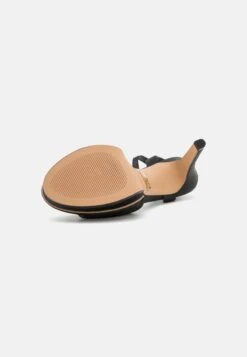 Aldo High Heel Sandalette - Black -Aldo Verkaufsgeschäft ad0b70b009f0466698fc5f0c58d6b340