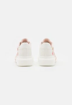 Aldo PEONO PILLOW WALK - Sneaker Low - White 9 Aldo PEONO PILLOW WALK - Sneaker Low - White -Aldo Verkaufsgeschäft fb532f5eda7f451ead543ecbfdf4e0b7